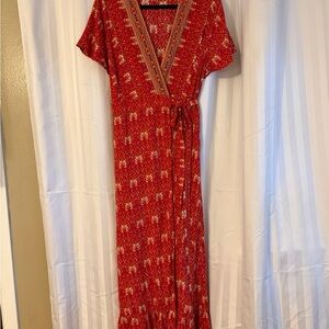 Chic Red Patterned Maxi Dress